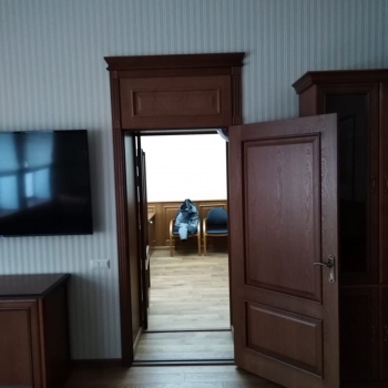Филёнчатая дверь Спарта 02 ДГ с фрамугой - arealdv.ru - Екатеринбург